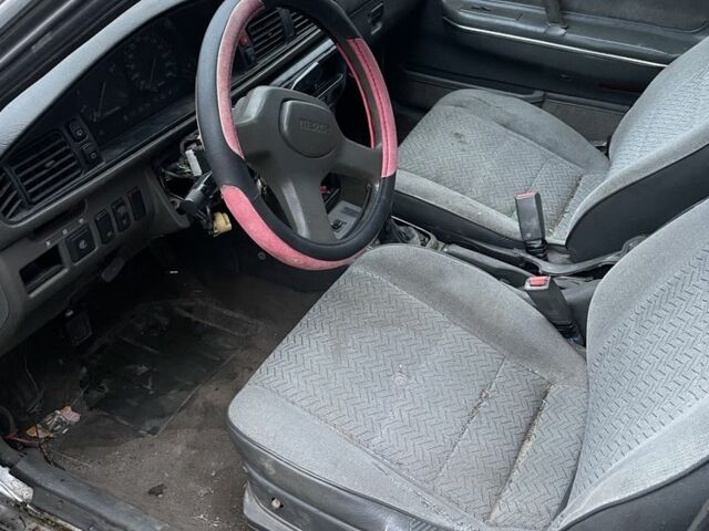 Сірий Мазда 626, об'ємом двигуна 2 л та пробігом 200 тис. км за 450 $, фото 5 на Automoto.ua