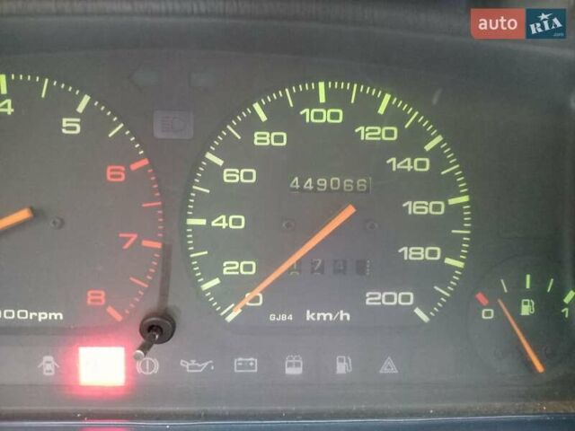 Серый Мазда 626, объемом двигателя 2 л и пробегом 449 тыс. км за 1300 $, фото 11 на Automoto.ua