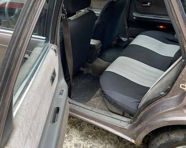 Сірий Мазда 626, об'ємом двигуна 1.99 л та пробігом 367 тис. км за 1400 $, фото 14 на Automoto.ua