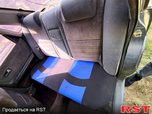 Сірий Мазда 626, об'ємом двигуна 2 л та пробігом 0 тис. км за 600 $, фото 2 на Automoto.ua