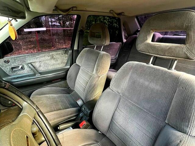 Сірий Мазда 626, об'ємом двигуна 1.8 л та пробігом 0 тис. км за 725 $, фото 1 на Automoto.ua