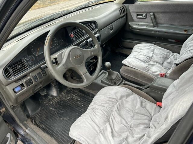 Сірий Мазда 626, об'ємом двигуна 2 л та пробігом 500 тис. км за 1051 $, фото 6 на Automoto.ua