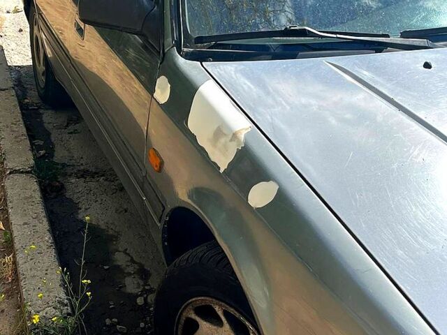 Сірий Мазда 626, об'ємом двигуна 1.8 л та пробігом 0 тис. км за 725 $, фото 6 на Automoto.ua