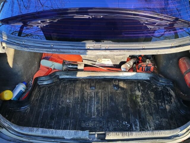 Серый Мазда 626, объемом двигателя 1.8 л и пробегом 390 тыс. км за 1200 $, фото 5 на Automoto.ua