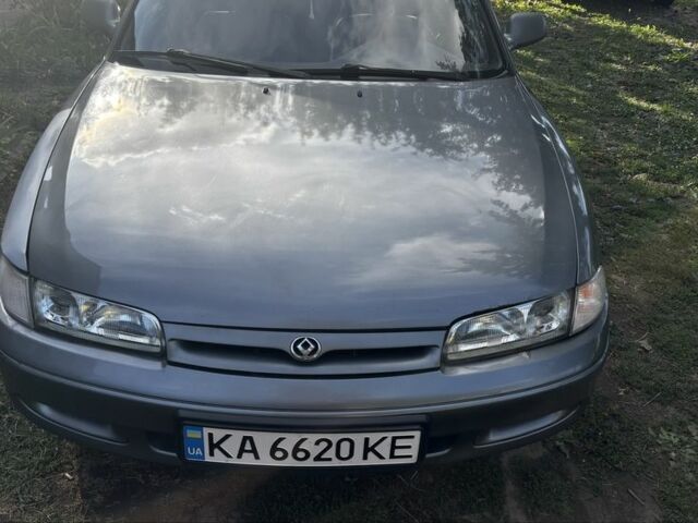 Серый Мазда 626, объемом двигателя 2 л и пробегом 340 тыс. км за 2000 $, фото 3 на Automoto.ua