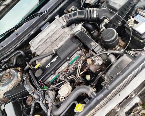 Серый Мазда 626, объемом двигателя 2 л и пробегом 320 тыс. км за 2000 $, фото 8 на Automoto.ua