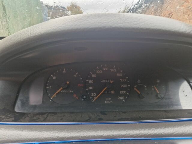 Серый Мазда 626, объемом двигателя 2 л и пробегом 422 тыс. км за 3000 $, фото 13 на Automoto.ua