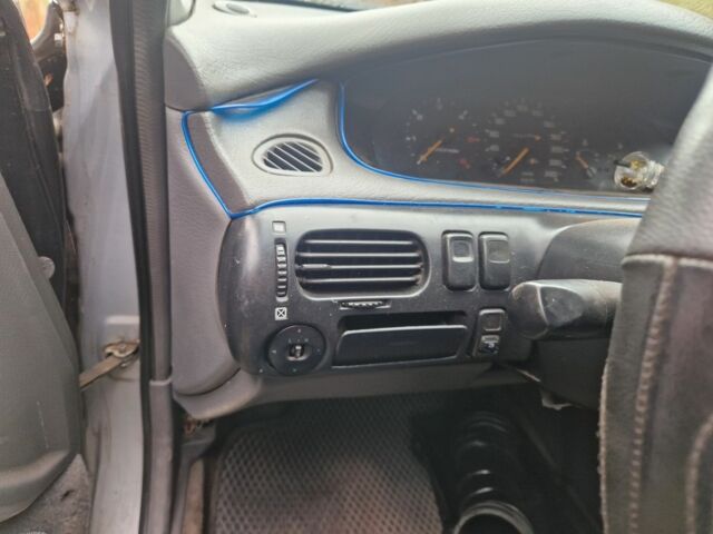 Серый Мазда 626, объемом двигателя 2 л и пробегом 422 тыс. км за 3000 $, фото 12 на Automoto.ua