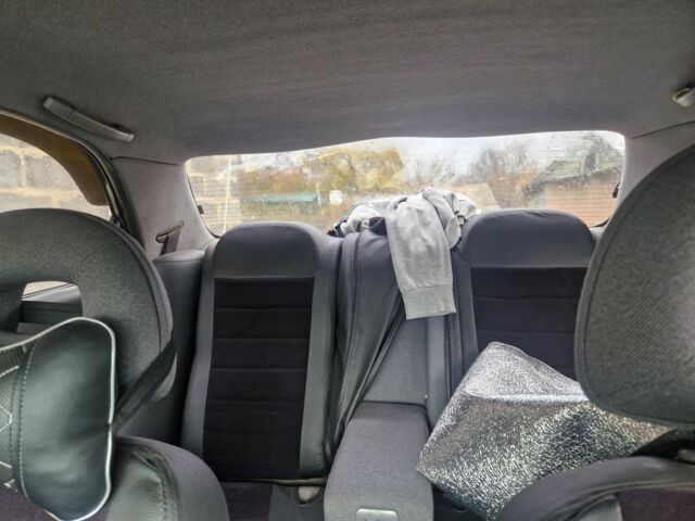 Серый Мазда 626, объемом двигателя 2 л и пробегом 422 тыс. км за 3000 $, фото 15 на Automoto.ua