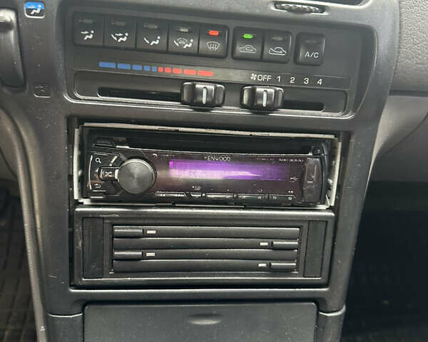 Серый Мазда 626, объемом двигателя 2.5 л и пробегом 250 тыс. км за 1500 $, фото 11 на Automoto.ua