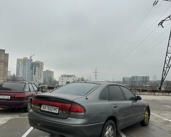 Серый Мазда 626, объемом двигателя 2.5 л и пробегом 250 тыс. км за 1500 $, фото 3 на Automoto.ua