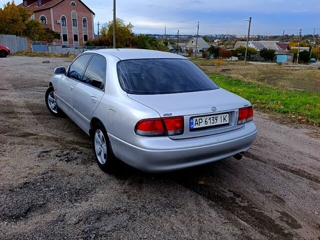 Серый Мазда 626, объемом двигателя 2 л и пробегом 250 тыс. км за 3000 $, фото 1 на Automoto.ua