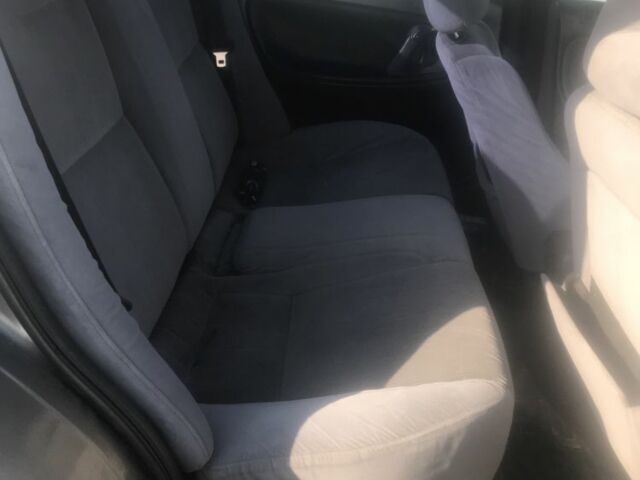 Сірий Мазда 626, об'ємом двигуна 2 л та пробігом 630 тис. км за 1700 $, фото 4 на Automoto.ua