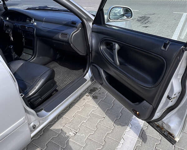 Серый Мазда 626, объемом двигателя 2.5 л и пробегом 300 тыс. км за 2200 $, фото 10 на Automoto.ua