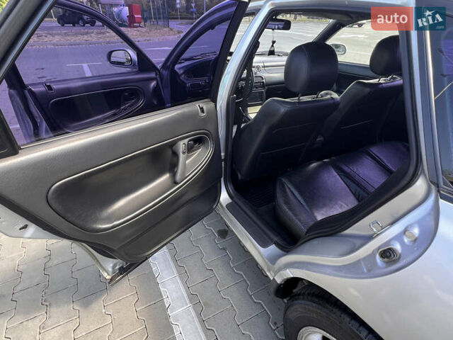 Серый Мазда 626, объемом двигателя 2.5 л и пробегом 300 тыс. км за 2200 $, фото 13 на Automoto.ua