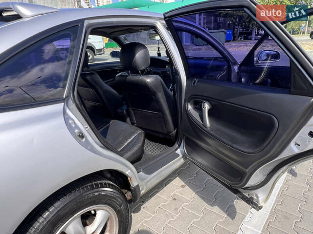 Серый Мазда 626, объемом двигателя 2.5 л и пробегом 300 тыс. км за 2200 $, фото 9 на Automoto.ua