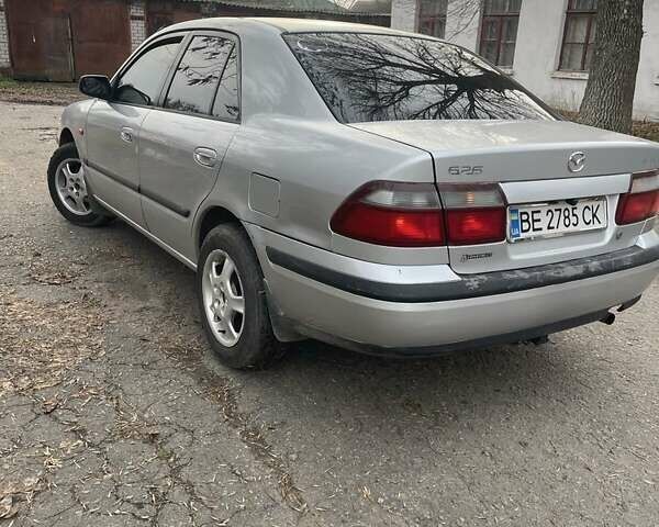 Серый Мазда 626, объемом двигателя 2 л и пробегом 290 тыс. км за 2900 $, фото 2 на Automoto.ua