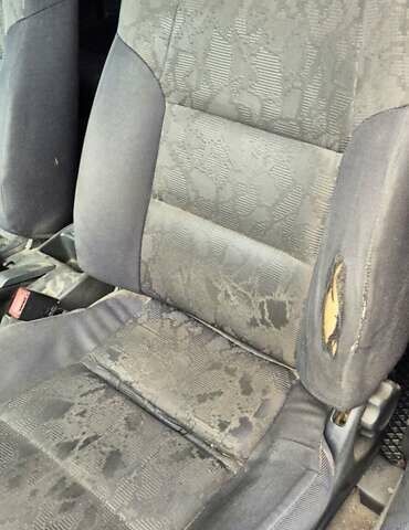 Серый Мазда 626, объемом двигателя 1.84 л и пробегом 286 тыс. км за 2800 $, фото 18 на Automoto.ua