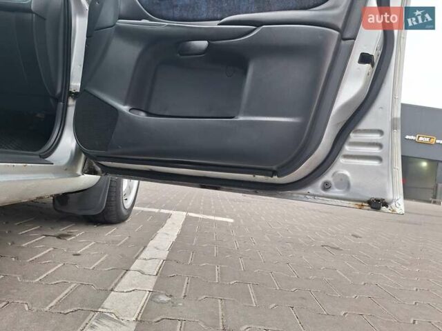 Серый Мазда 626, объемом двигателя 2 л и пробегом 319 тыс. км за 3200 $, фото 22 на Automoto.ua