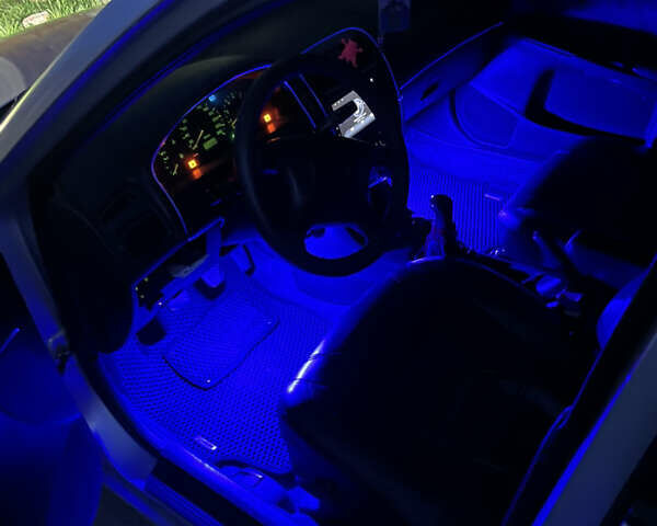 Серый Мазда 626, объемом двигателя 1.99 л и пробегом 450 тыс. км за 3333 $, фото 5 на Automoto.ua