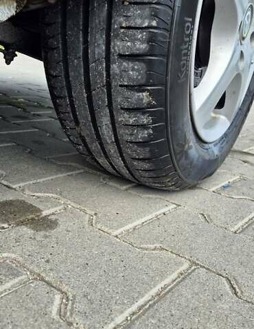 Серый Мазда 626, объемом двигателя 1.84 л и пробегом 286 тыс. км за 2800 $, фото 10 на Automoto.ua