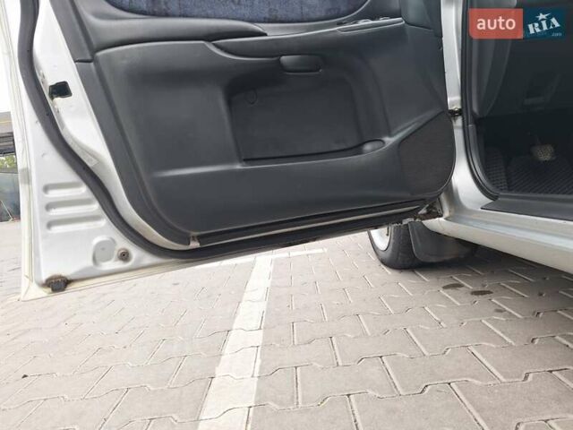 Серый Мазда 626, объемом двигателя 2 л и пробегом 319 тыс. км за 3200 $, фото 16 на Automoto.ua