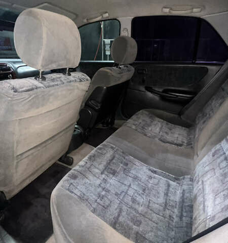 Сірий Мазда 626, об'ємом двигуна 2 л та пробігом 105 тис. км за 3800 $, фото 16 на Automoto.ua