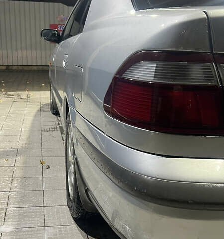 Сірий Мазда 626, об'ємом двигуна 2 л та пробігом 105 тис. км за 3800 $, фото 8 на Automoto.ua