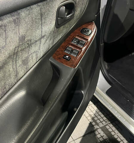 Сірий Мазда 626, об'ємом двигуна 2 л та пробігом 105 тис. км за 3800 $, фото 15 на Automoto.ua