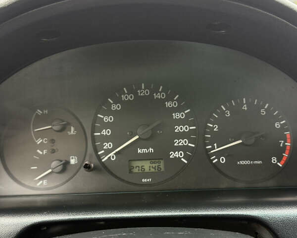 Сірий Мазда 626, об'ємом двигуна 1.8 л та пробігом 276 тис. км за 2000 $, фото 10 на Automoto.ua