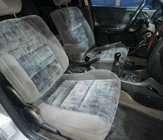 Серый Мазда 626, объемом двигателя 2 л и пробегом 105 тыс. км за 3800 $, фото 16 на Automoto.ua