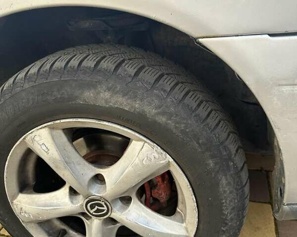 Серый Мазда 626, объемом двигателя 1.99 л и пробегом 366 тыс. км за 2300 $, фото 3 на Automoto.ua