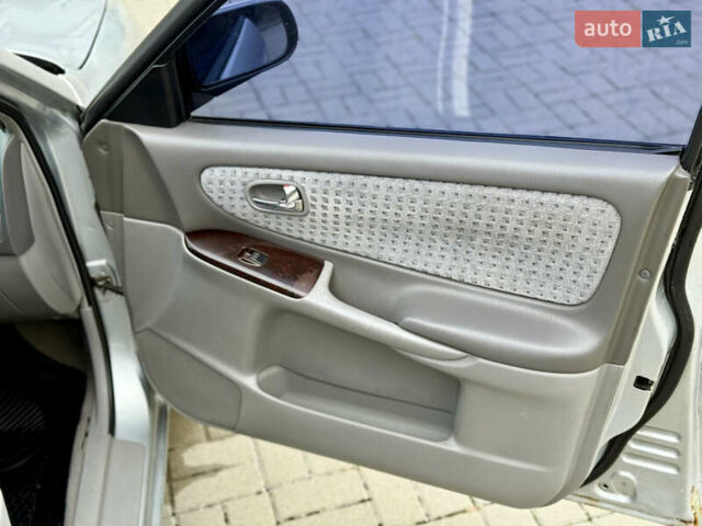 Сірий Мазда 626, об'ємом двигуна 2 л та пробігом 377 тис. км за 2222 $, фото 10 на Automoto.ua