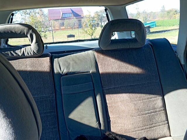 Серый Мазда 626, объемом двигателя 2 л и пробегом 318 тыс. км за 800 $, фото 6 на Automoto.ua