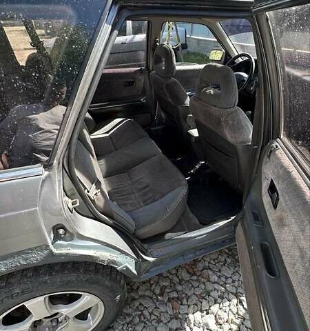 Серый Мазда 626, объемом двигателя 2 л и пробегом 380 тыс. км за 800 $, фото 8 на Automoto.ua