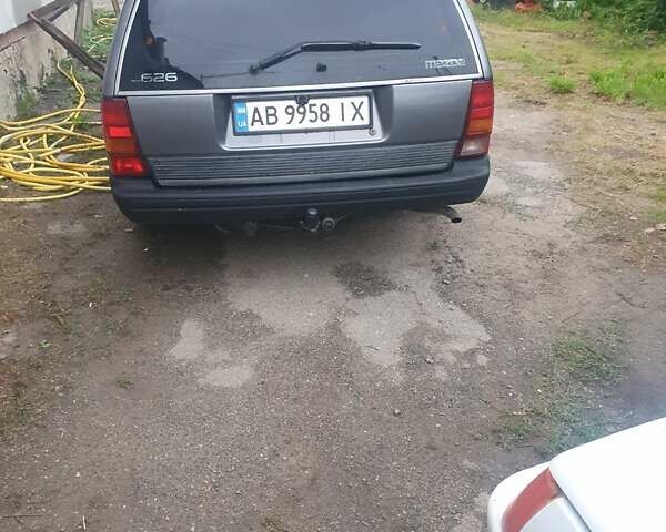 Сірий Мазда 626, об'ємом двигуна 2.18 л та пробігом 120 тис. км за 2800 $, фото 4 на Automoto.ua