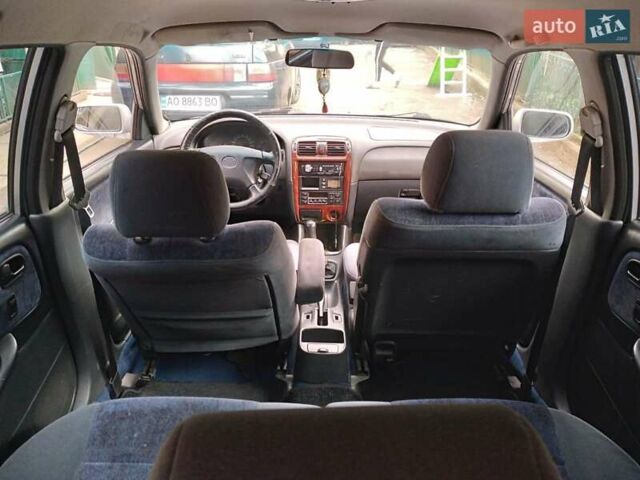 Серый Мазда 626, объемом двигателя 2 л и пробегом 440 тыс. км за 2700 $, фото 4 на Automoto.ua