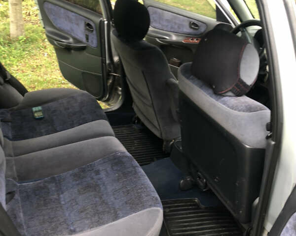 Серый Мазда 626, объемом двигателя 2 л и пробегом 123 тыс. км за 3100 $, фото 24 на Automoto.ua