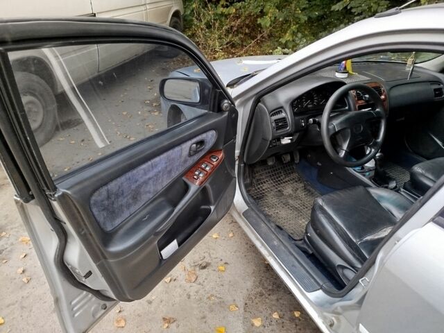 Серый Мазда 626, объемом двигателя 2 л и пробегом 1 тыс. км за 785 $, фото 5 на Automoto.ua