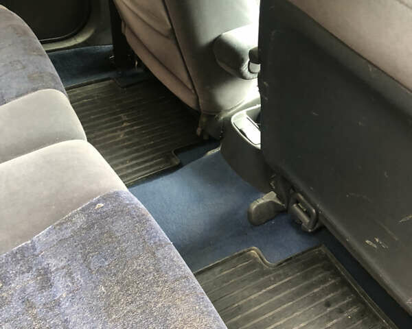 Серый Мазда 626, объемом двигателя 2 л и пробегом 123 тыс. км за 3100 $, фото 51 на Automoto.ua