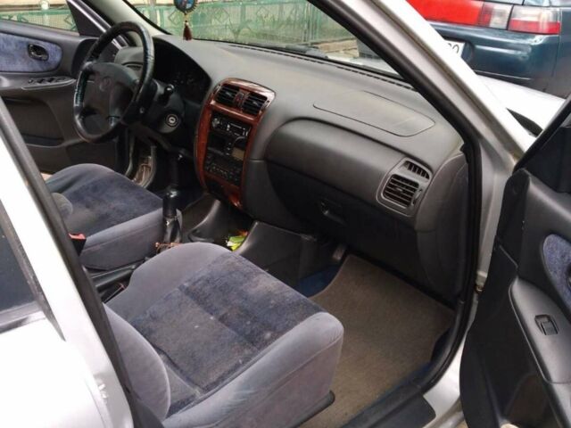 Сірий Мазда 626, об'ємом двигуна 2 л та пробігом 440 тис. км за 2700 $, фото 3 на Automoto.ua