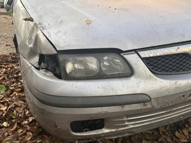 Серый Мазда 626, объемом двигателя 1.8 л и пробегом 200 тыс. км за 600 $, фото 5 на Automoto.ua