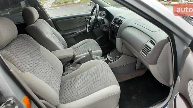 Сірий Мазда 626, об'ємом двигуна 1.99 л та пробігом 450 тис. км за 2700 $, фото 9 на Automoto.ua