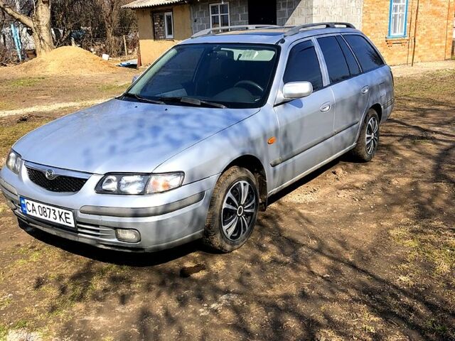 Сірий Мазда 626, об'ємом двигуна 1.8 л та пробігом 250 тис. км за 3000 $, фото 2 на Automoto.ua