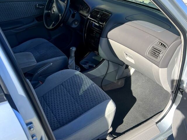 Мазда 626 2000 в Одессе на Automoto.ua Серый Мазда 626, объемом двигателя 2 л и пробегом 441 тыс. км за 3000 $, фото 6 на Automoto.ua