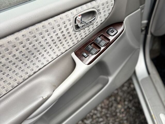 Серый Мазда 626, объемом двигателя 2 л и пробегом 220 тыс. км за 1700 $, фото 9 на Automoto.ua