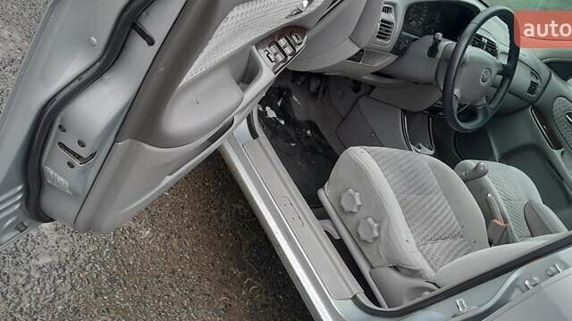 Сірий Мазда 626, об'ємом двигуна 1.99 л та пробігом 450 тис. км за 2700 $, фото 5 на Automoto.ua