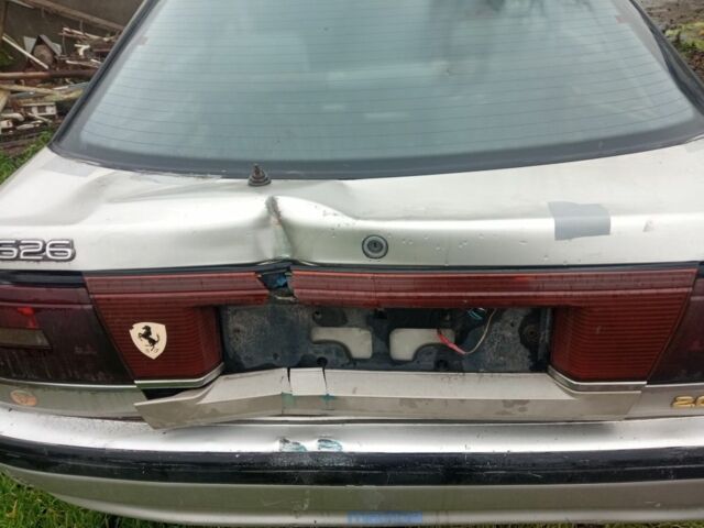 Серый Мазда 626, объемом двигателя 2 л и пробегом 500 тыс. км за 800 $, фото 9 на Automoto.ua