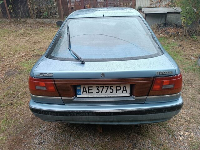 Серый Мазда 626, объемом двигателя 2 л и пробегом 380 тыс. км за 850 $, фото 3 на Automoto.ua