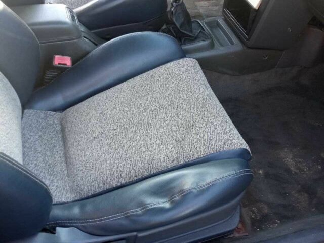 Серый Мазда 626, объемом двигателя 2 л и пробегом 400 тыс. км за 716 $, фото 8 на Automoto.ua